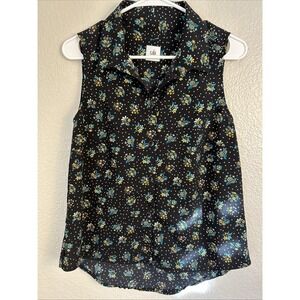 Cabi Women's Size Medium Whimsy Black Floral Sleeveless V Neck Blouse